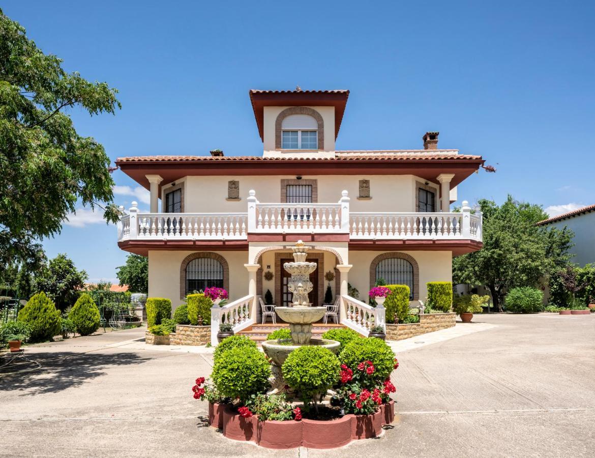 Вилла Vivienda Turistica Rural Mari Carmen Баэса Экстерьер фото