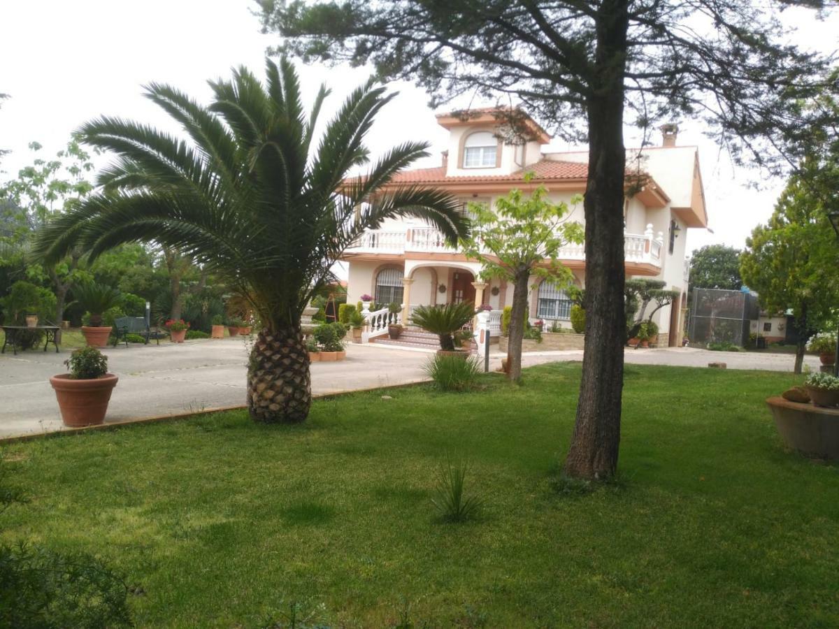 Вилла Vivienda Turistica Rural Mari Carmen Баэса Экстерьер фото